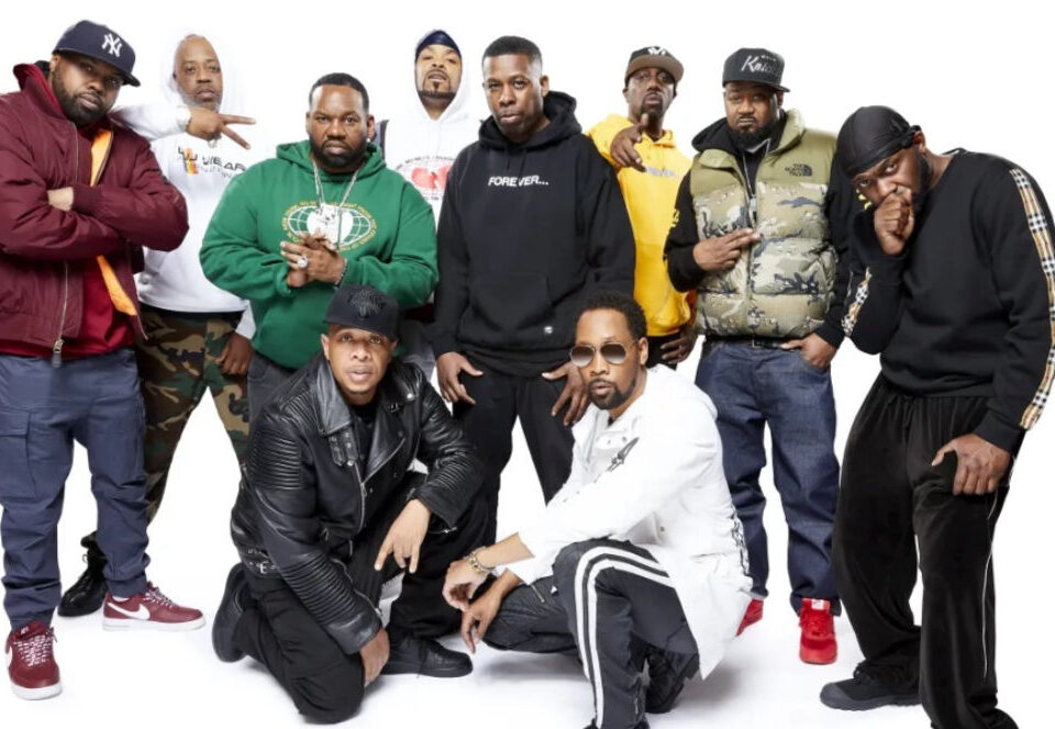 Los miembros vivos de Wu-Tang Clan se han reunido para lanzar un nuevo álbum.